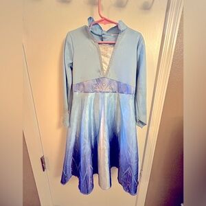 Girls size 4t FROZEN Halloween costume